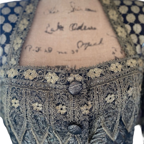 Vintage Victor Costa Gold and Black 2-Piece Jacket and Skirt Set | Size 14 - Picture 3 of 13